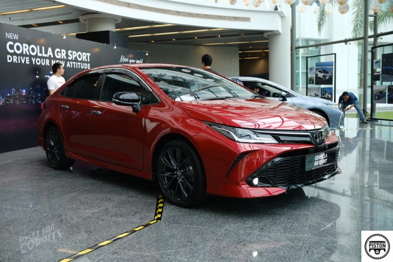 Umw Toyota Introduces The Corolla Gr Sport Improved Corolla