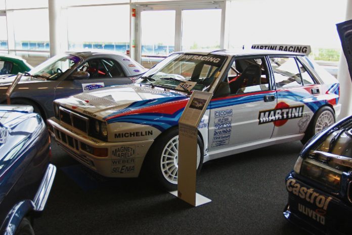 Lancia Delta Integrale Evo rally car sold at auction for incredible ...