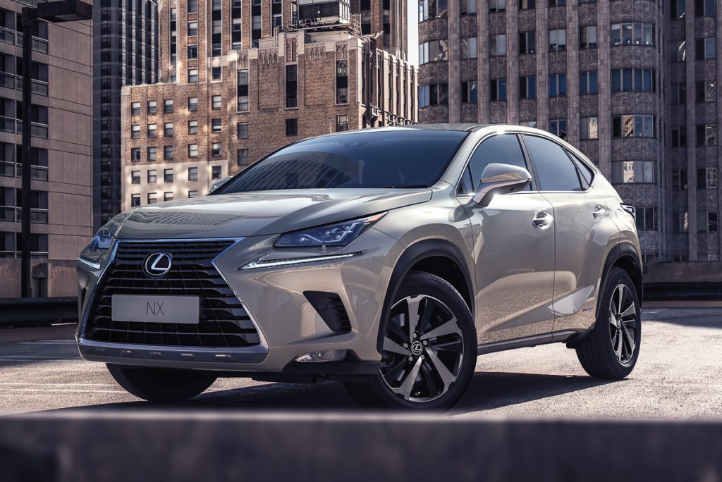 Lexus nx300 салон