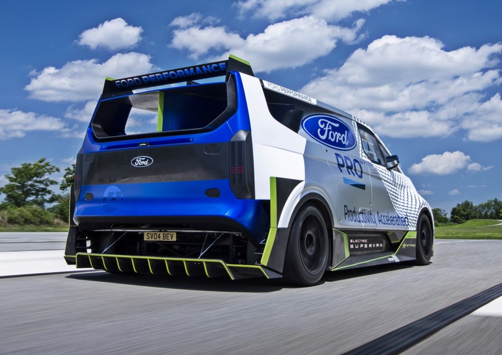 2,000 ps Ford SuperVan 4 starts a new chapter in the legendary series ...