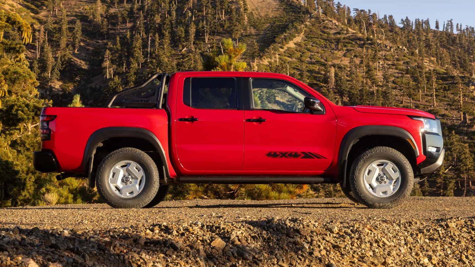 2024 Nissan Frontier Debuts With Nostalgic Hardbody Styling